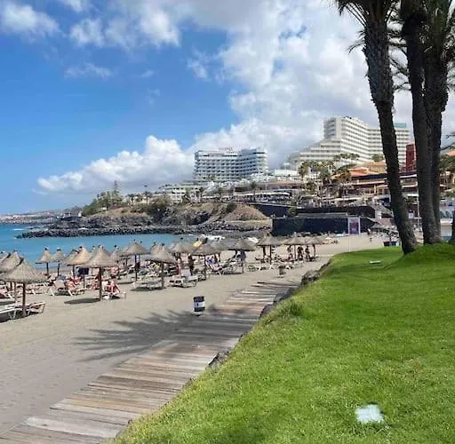 Delizioso Olympia A Playa De Americas 플라야데라스아메리카스